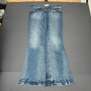 Maurice’s Women’s Molli Flare Stone Wash Whiskered Denim Jeans Size 32x32